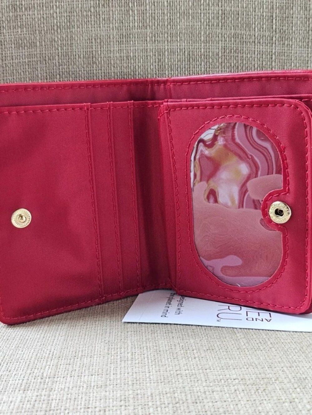 Time And Tru Women Wallet Cardholder Red Faux Leather Vegan Bifold Purse NWT - Picture 11 of 12